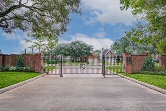 21519 San Marino Dr in Katy, TX - Building Photo - Building Photo