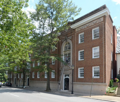 Lord Fairfax Apartments