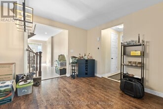 676 Eagle Crest Heights in Ottawa, ON - Building Photo - Building Photo