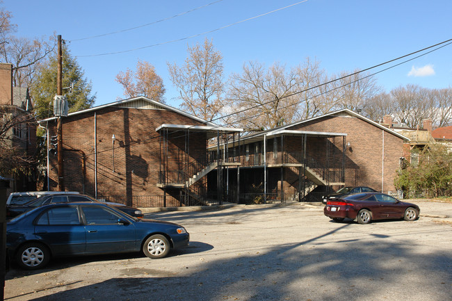 2124 Cherokee Pky in Louisville, KY - Foto de edificio - Building Photo