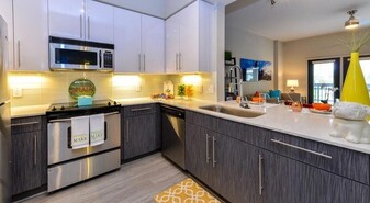 530 Piedmont Ave NE in Atlanta, GA - Building Photo