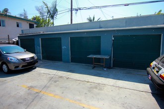 1021 Hoffman Ave in Long Beach, CA - Building Photo - Building Photo