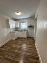 221 Adamsville Ct in Rocky Mount, NC - Building Photo