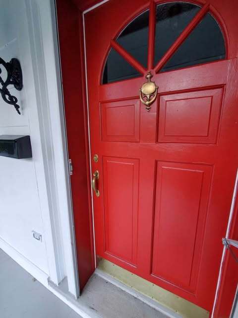 54 W Chester St, Unit Apartment 2 in Kingston, NY - Foto de edificio