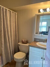 15 Station Pl in Metuchen, NJ - Building Photo - Building Photo