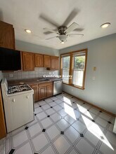 39 Magnus Ave, Unit 2A in Somerville, MA - Building Photo - Building Photo