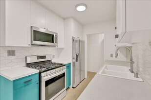 1347 N Las Palmas Ave in Los Angeles, CA - Building Photo