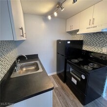 20365 Lorain Rd in Fairview Park, OH - Building Photo - Building Photo