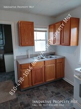 523 Pine St in Clio, MI - Building Photo - Building Photo