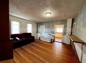 404 W Pierce St in Macomb, IL - Building Photo - Building Photo