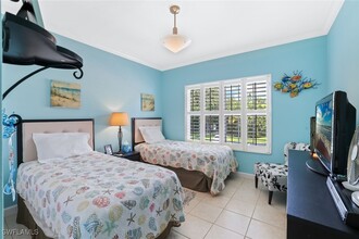 3047 Horizon Ln in Naples, FL - Building Photo - Building Photo