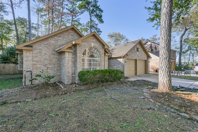 5507 Village Springs Dr in Humble, TX - Building Photo - Building Photo