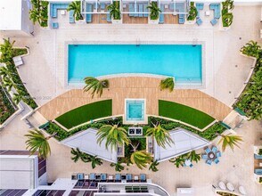 151 N Seabreeze Blvd in Fort Lauderdale, FL - Building Photo - Building Photo