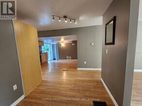141 Silas Blvd in Georgina, ON - Building Photo - Building Photo