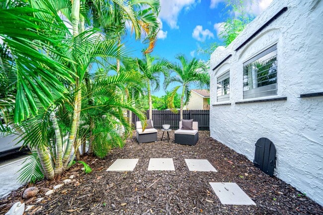 property at 308 S L St