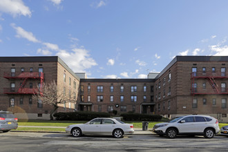 Cunningham Apartments in Jamaica, NY - Building Photo - Building Photo