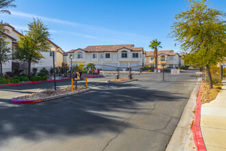 4810 Grey Wolf Ln in Las Vegas, NV - Building Photo - Building Photo