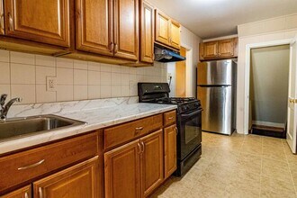 732 Old Riverside Rd in Baltimore, MD - Building Photo - Building Photo