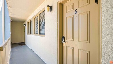 556 Coral Ct, Unit SI ID1502038P in Fort Walton Beach, FL - Building Photo - Building Photo