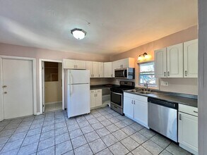 18 Garland Ave in Malden, MA - Building Photo - Building Photo