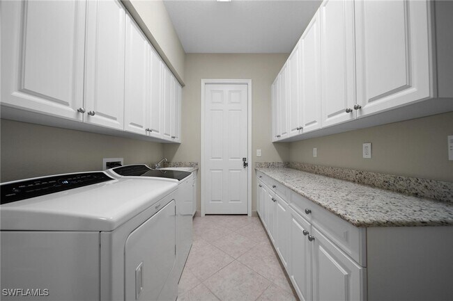 property at 2866 Cinnamon Bay Cir