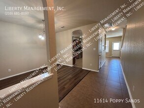 11614 Poppy Sands in San Antonio, TX - Building Photo - Building Photo