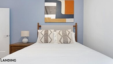 2005 11th St NW, Unit 203 in Washington, DC - Foto de edificio - Building Photo