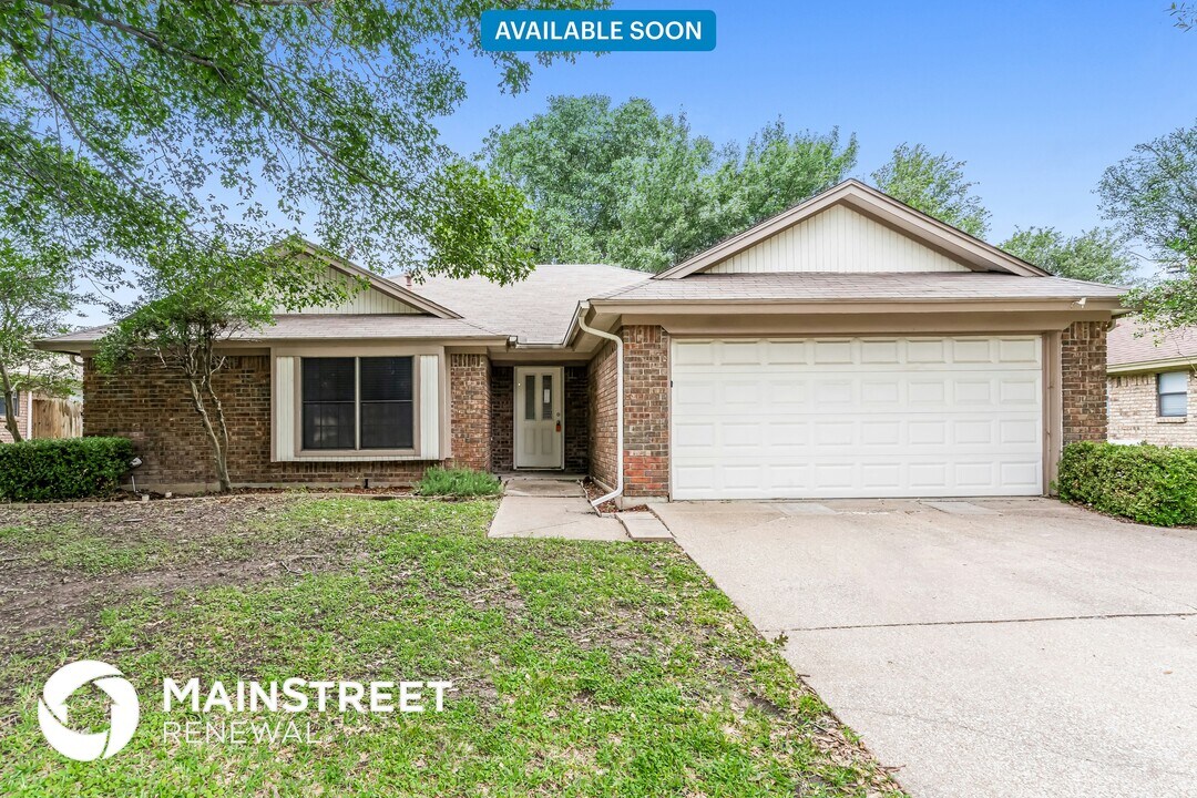 744 Santa Fe Trail in Keller, TX - Building Photo