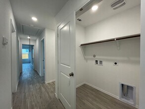 4131 Southton Tarn in San Antonio, TX - Building Photo - Building Photo