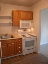 3406 Kenbrooke Ct in Kalamazoo, MI - Building Photo - Building Photo