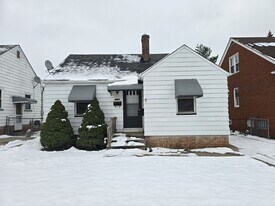 4667 E 86th St in Garfield Heights, OH - Building Photo