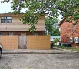 108 Garden Ln in Huntington, WV - Building Photo - Building Photo