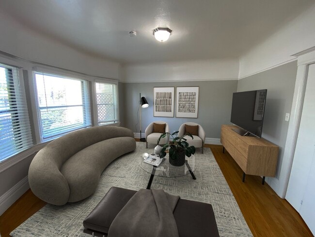 property at 5824-5826 Telegraph Ave