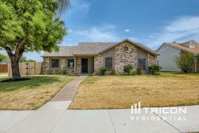 5705 Baker Dr in The Colony, TX - Building Photo - Building Photo