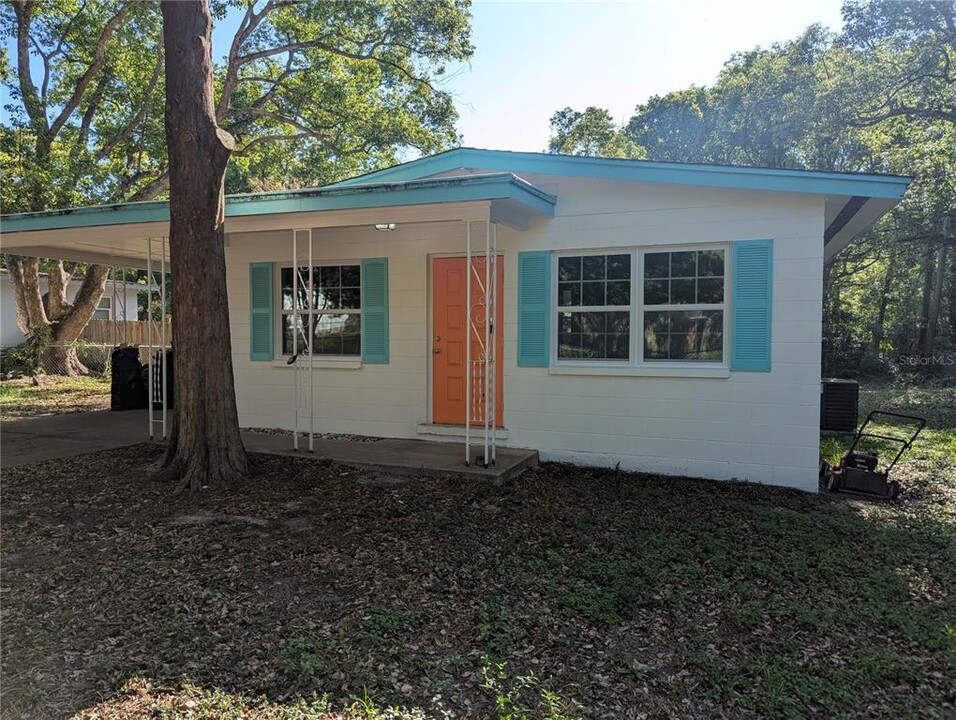 404 East Ave in Brooksville, FL - Building Photo