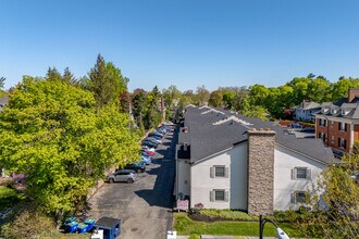 West Ferry Place Apartments in Buffalo, NY - Building Photo - Building Photo