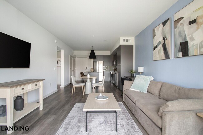 2060 Experience Ave, Unit 126 in Reno, NV - Foto de edificio - Building Photo