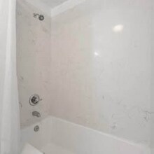 5365 Elsinore Way in Fair Oaks, CA - Foto de edificio - Building Photo