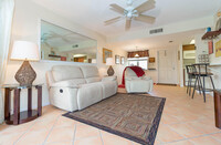 1810 New Palm Way photo'