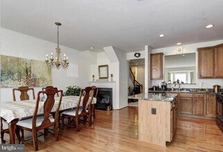 4929 Chaste Tree Pl in Woodbridge, VA - Building Photo - Building Photo