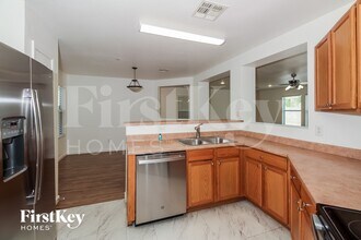 8470 N Placita De La Manzana in Tucson, AZ - Building Photo - Building Photo