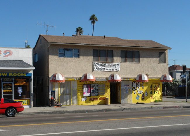 6418 S Broadway in Los Angeles, CA - Building Photo - Building Photo