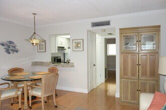 2020 Terra Mar Dr in Pompano Beach, FL - Building Photo - Building Photo