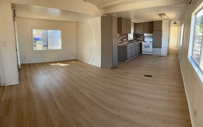 21590 Club Dr in Perris, CA - Building Photo - Building Photo