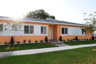 1795 NW 47th St in Miami, FL - Building Photo