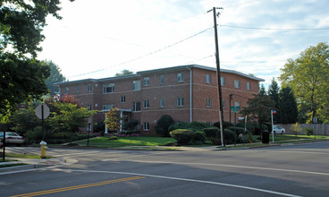 401 E Alexandria Ave in Alexandria, VA - Building Photo - Building Photo