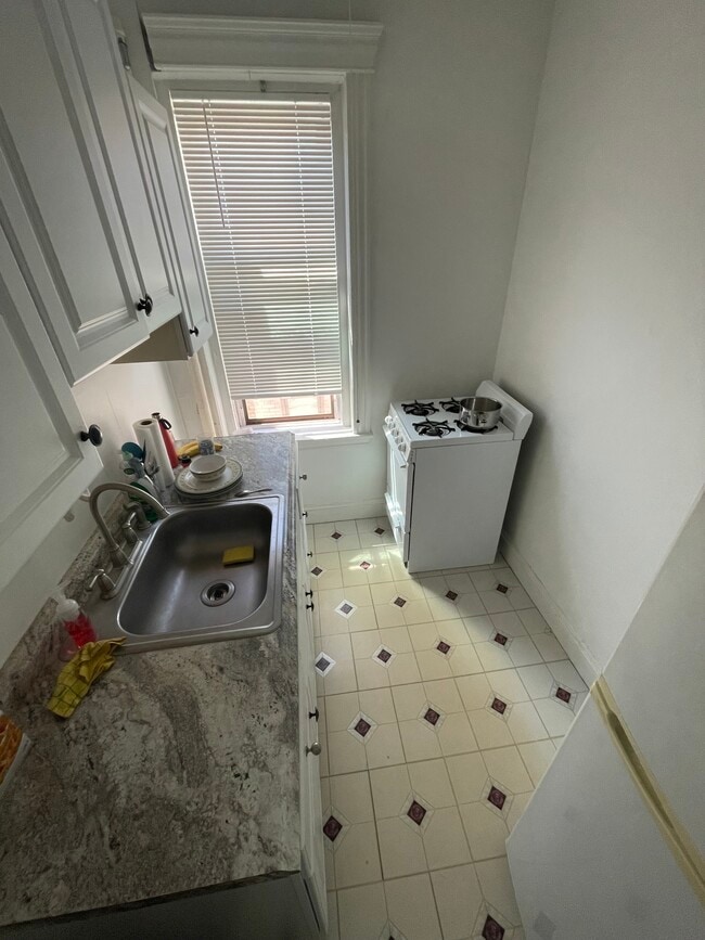 380 Riverway, Unit 24