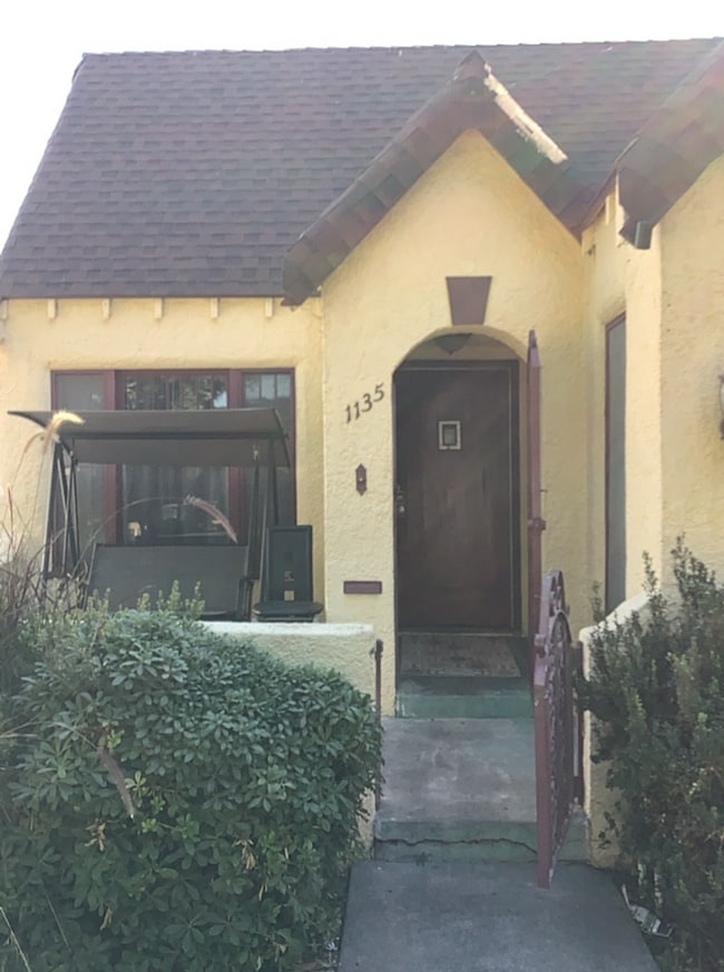 1135 S Birch St in Santa Ana, CA - Building Photo - Building Photo