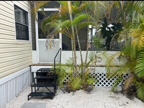 343 Vaca Rd in Key Largo, FL - Building Photo - Building Photo