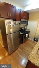 827 Corinthian Ave in Philadelphia, PA - Building Photo - Building Photo